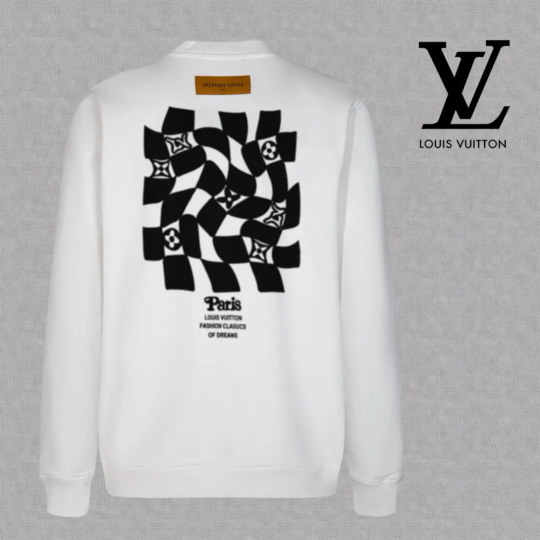 🅿️250 hot style on the shelves🔥❗ 💫〖Louis Vuitton LV〗 Fashionable round neck sweatshirt, casually matched with various styles, it is perfectly handsome😎The whole dress is made of double waistcoats, which makes the whole dress more three-dimensional. Not ordinary factories can do such fine work. The 2025 spring style counters are on sale, exquisite round neck terry sweatshirt, high-end double-strand pure cotton Customized drawstring ribs are dyed in the same vat and are complete with three standards. The chest craftsmanship adopts a simple and elegant pattern on the chest, which is easy to control for any age group! Fit and comfortable! Customized thickened 440g terry sweatshirt fabric, soft and comfortable to the touch, with a three-dimensional shape! 🙌🏻 It’s also very breathable, so it’s a versatile style that can be worn with any outfit! ✔Color: Black White Apricot Size: S M L XL 2XL